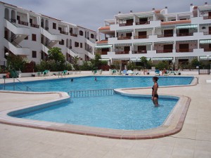 Self catering apartments on Victoria Court complex in Los Cristianos