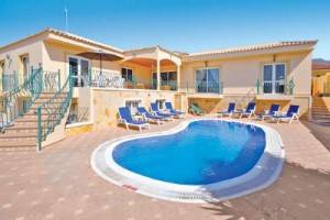 large villa for rent Callao Salvaje