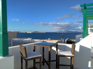 sea front apartments to rent in corralejo