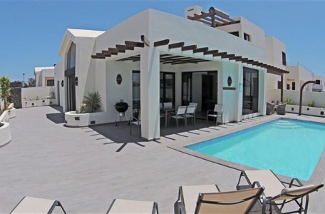 lanzarote holidays4u