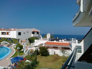 Club Atlantis apartments San Eugenio