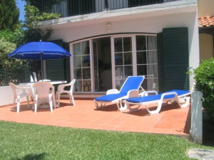 holiday apartments to rent on old village