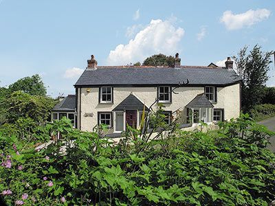 Holiday cottages near Helston Cornwall