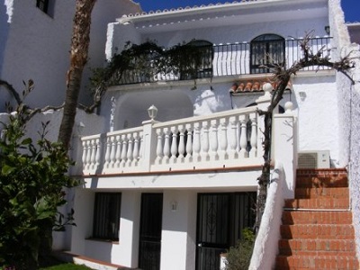 holiday villa to rent in nerja
