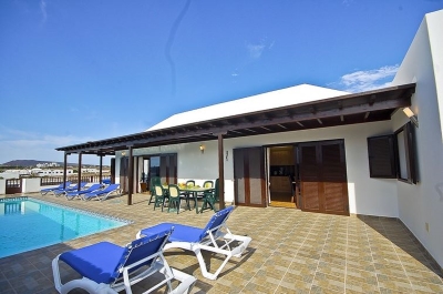 villa to rent in playa blanca lanzarote