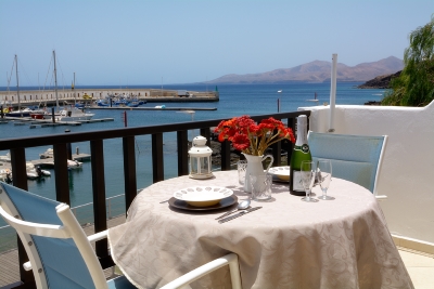 apartment to rent in puerto del carmen with sea view