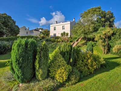 Torquay sea view cottages